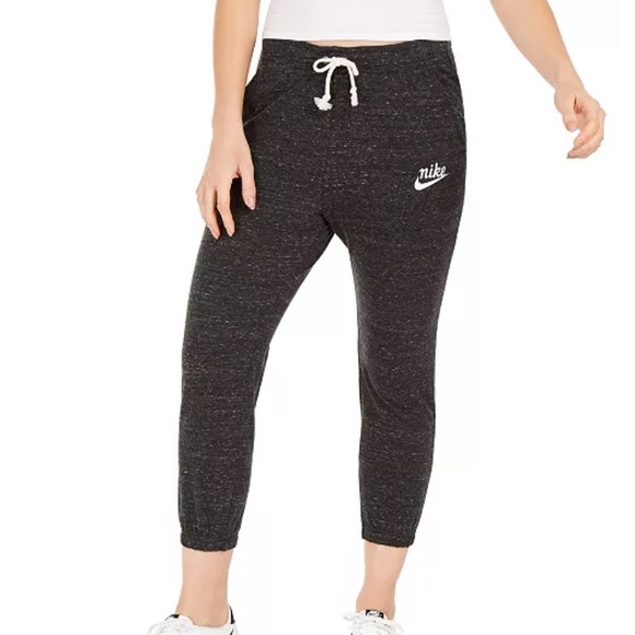 Nike Pants - Nike Gym Vintage Capris Sweatpants
